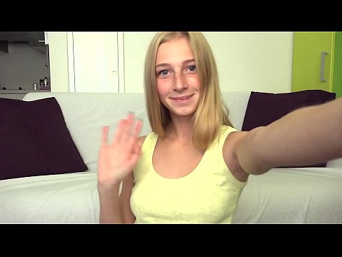 ❤️ Когато ми е скучно, лениво мастурбирам розовата си путка ❤️ Качествено порно в bg.xlxxporno.ru ️❤
